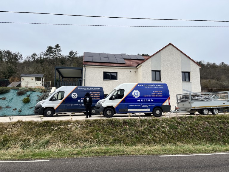 Installation de panneaux solaires à Dijon, Ouges et en Côte d’Or : toutes les démarches administratives expliquées